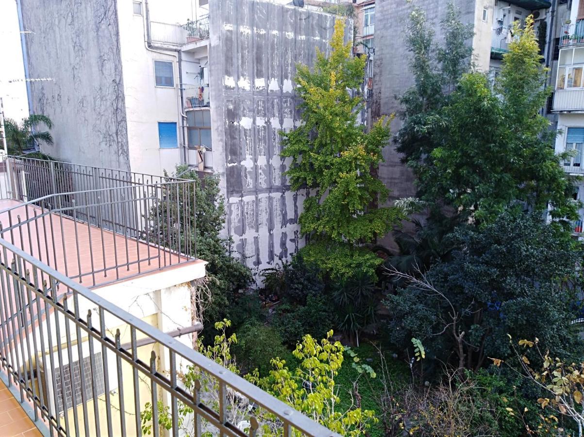 L'Oasi Di Sofia Appartamento Turistico Etnea Cavour Bellini CTA Exterior foto